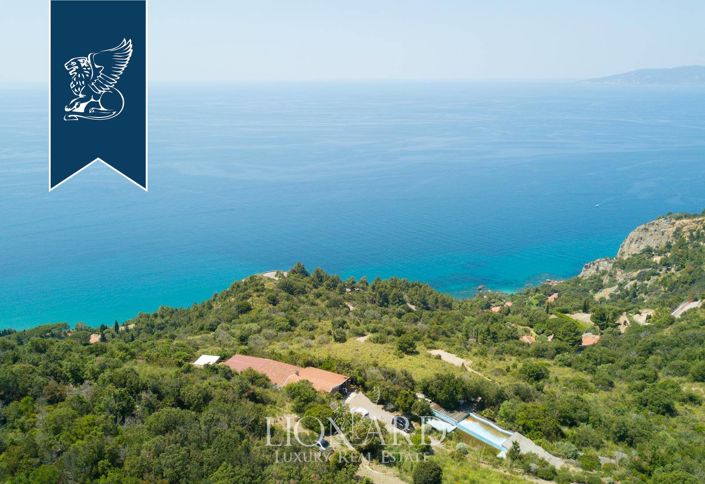 Image No.2-6 Bed Villa for sale