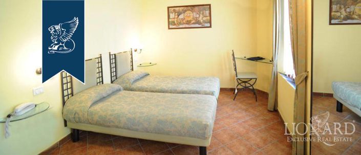 Image No.16-Un hôtel de 25 chambres à vendre à Sienne