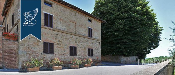 Image No.2-Un hôtel de 25 chambres à vendre à Sienne