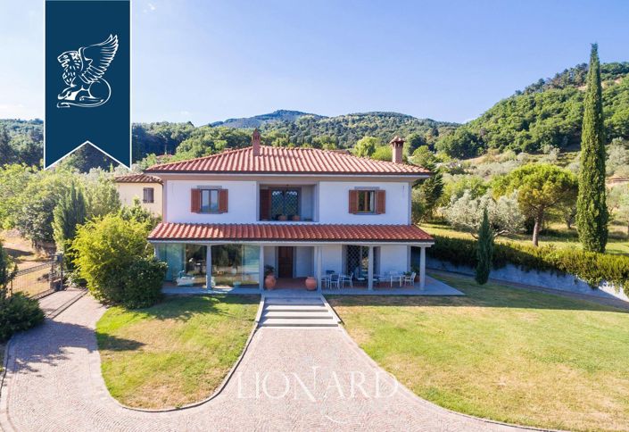 Image No.10-6 Bed Villa for sale