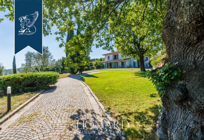 Image No.15-6 Bed Villa for sale