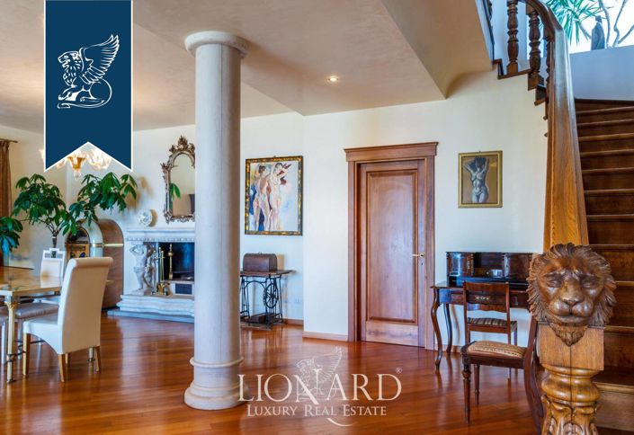 Image No.48-6 Bed Villa for sale