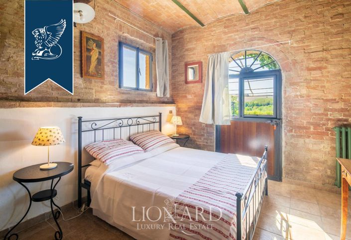 Image No.11-6 Bed Villa for sale