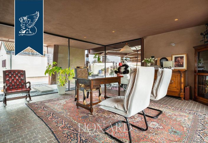 Image No.54-4 Bed Villa for sale