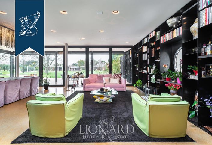 Image No.66-4 Bed Villa for sale