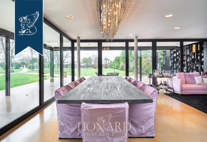 Image No.69-4 Bed Villa for sale