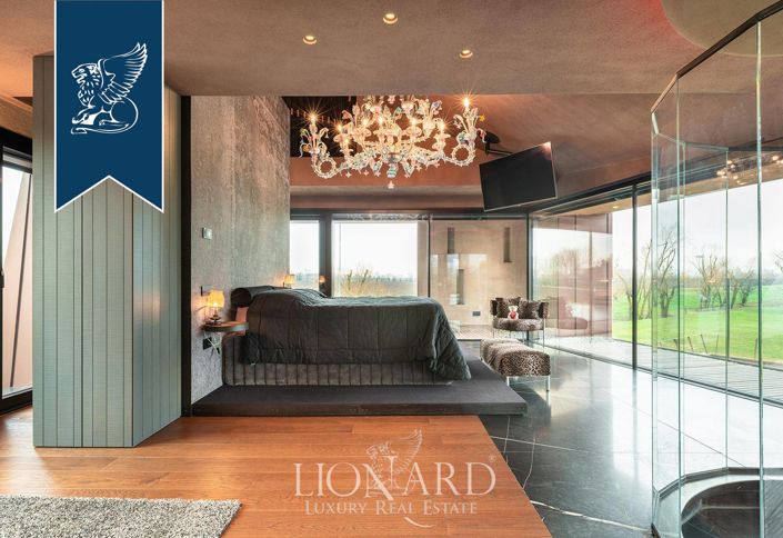 Image No.76-4 Bed Villa for sale