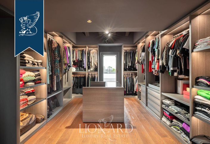 Image No.84-4 Bed Villa for sale