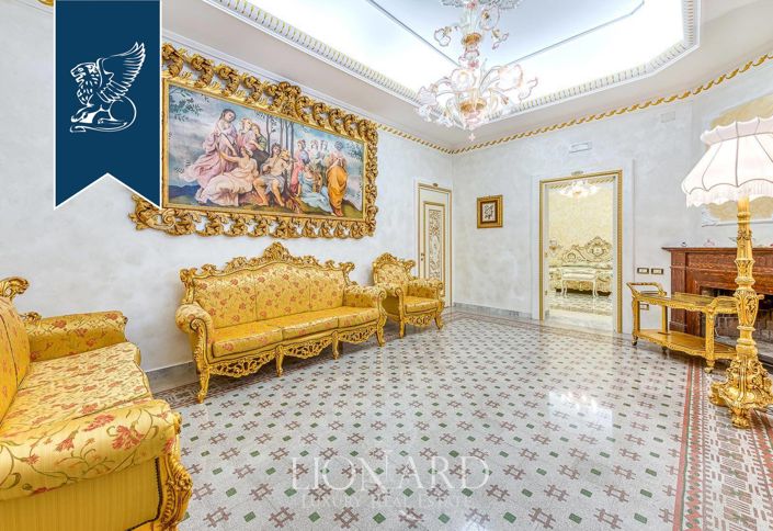 Image No.11-Un hôtel de 21 chambres à vendre à Eboli