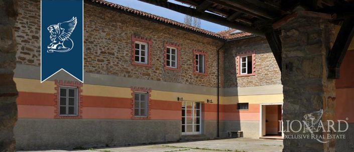 Image No.5-9 Bed Country House for sale