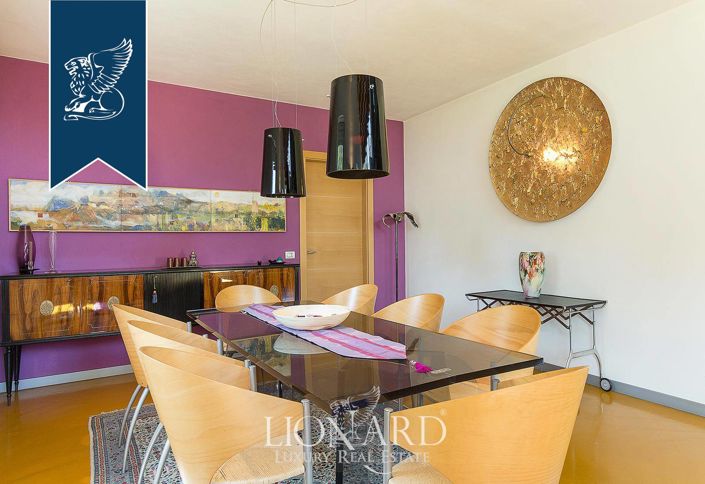 Image No.13-7 Bed Villa for sale