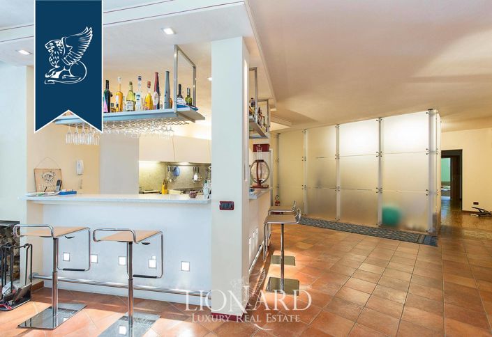 Image No.22-7 Bed Villa for sale