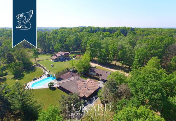 Image No.35-7 Bed Villa for sale