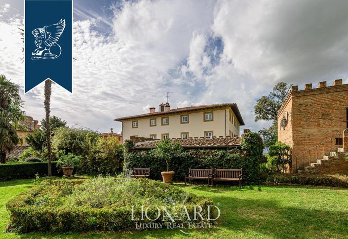 Image No.28-23 Bed Hotel for sale