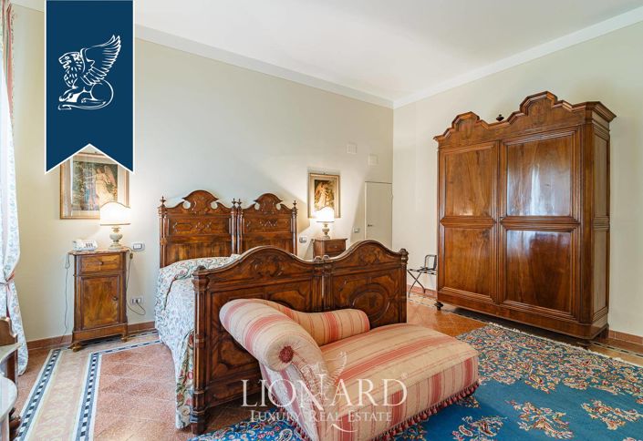 Image No.58-23 Bed Hotel for sale