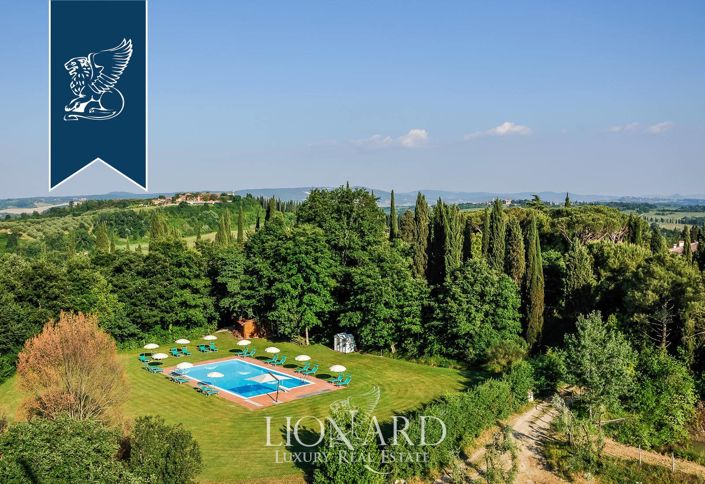 Image No.64-23 Bed Hotel for sale