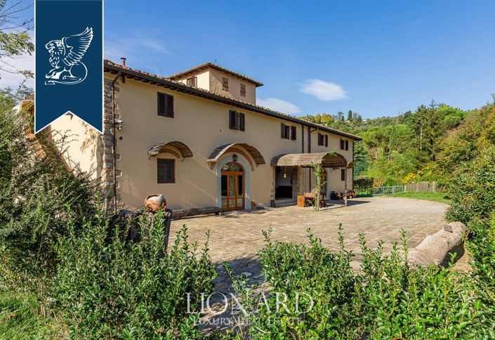 Image No.10-12 Bed Country House for sale