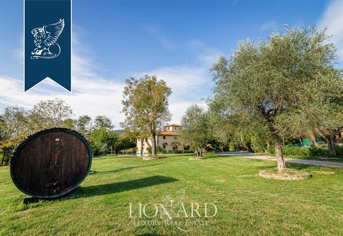 Image No.20-12 Bed Country House for sale