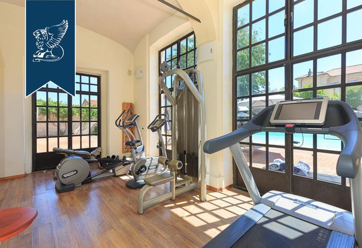 Image No.49-45 Bed Hotel for sale