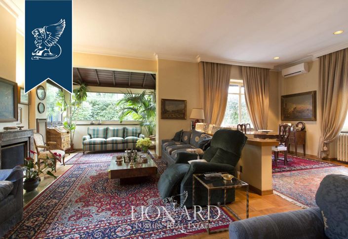 Image No.43-10 Bed Villa for sale