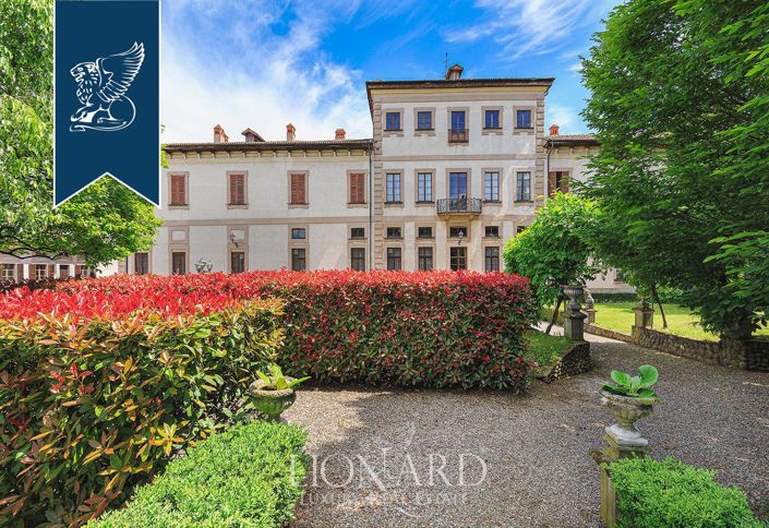 Image No.14-42 Bed Villa for sale