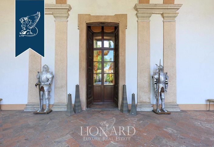 Image No.23-42 Bed Villa for sale