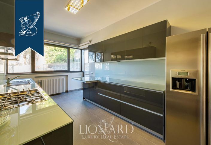 Image No.46-5 Bed Villa for sale