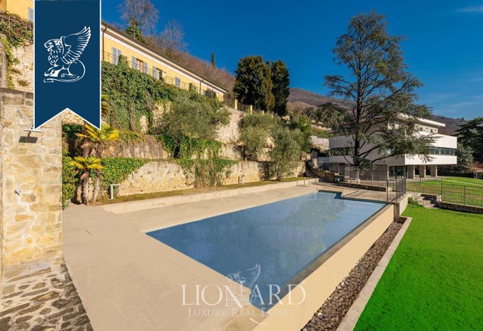 Image No.6-5 Bed Villa for sale