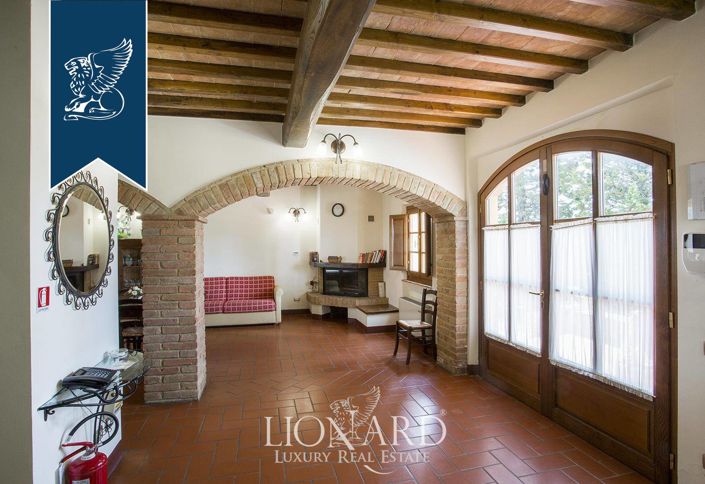 Image No.25-Ferme de 11 chambres à vendre à Gambassi Terme