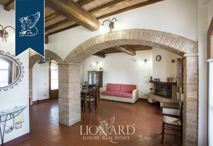 Image No.26-Ferme de 11 chambres à vendre à Gambassi Terme