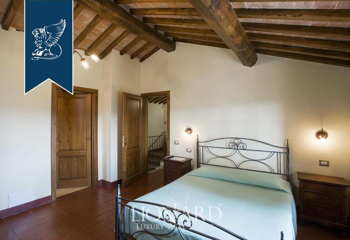 Image No.31-Ferme de 11 chambres à vendre à Gambassi Terme