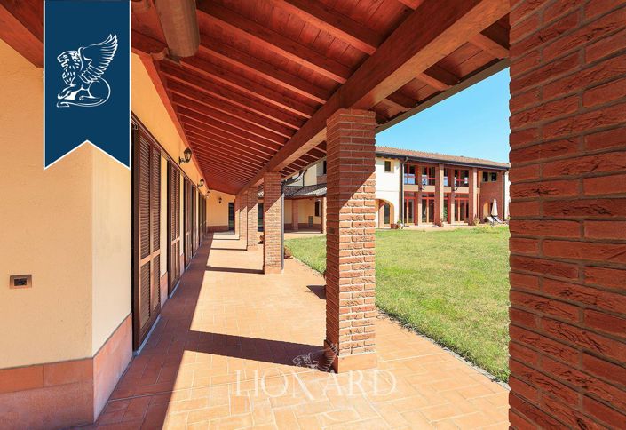 Image No.12-Villa de 15 chambres à vendre à Milan