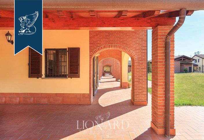 Image No.15-Villa de 15 chambres à vendre à Milan