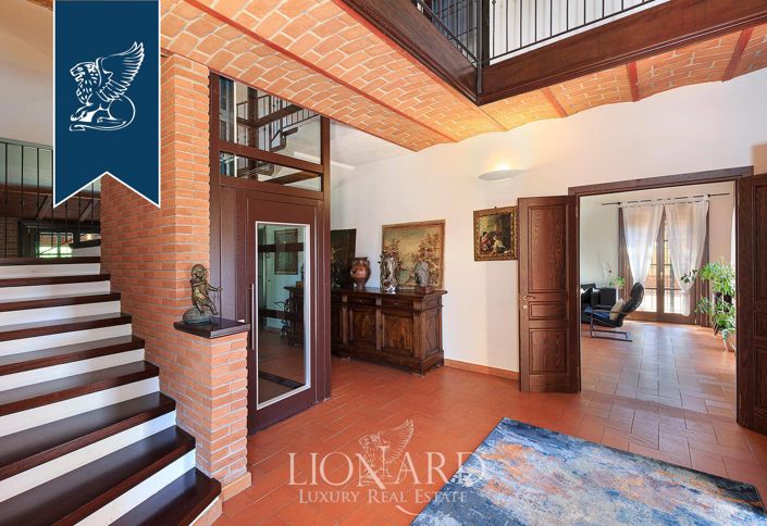 Image No.20-Villa de 15 chambres à vendre à Milan