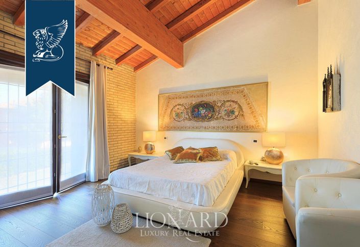 Image No.27-Villa de 15 chambres à vendre à Milan