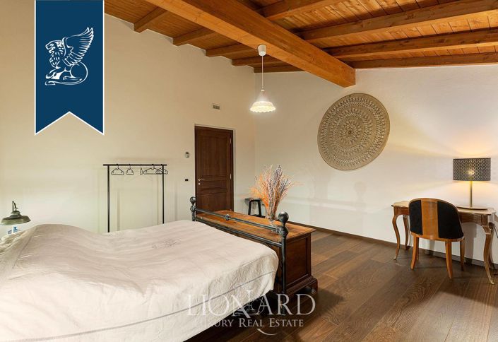 Image No.32-Villa de 15 chambres à vendre à Milan