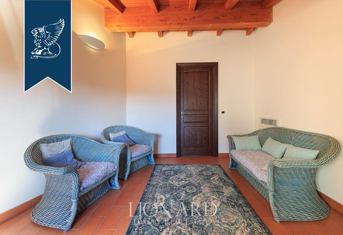 Image No.36-Villa de 15 chambres à vendre à Milan