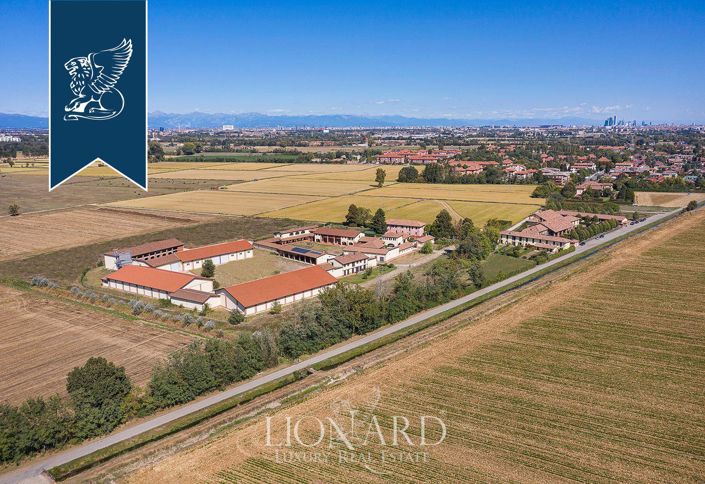 Image No.44-Villa de 15 chambres à vendre à Milan