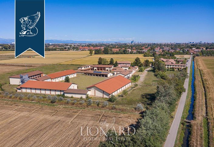 Image No.6-Villa de 15 chambres à vendre à Milan