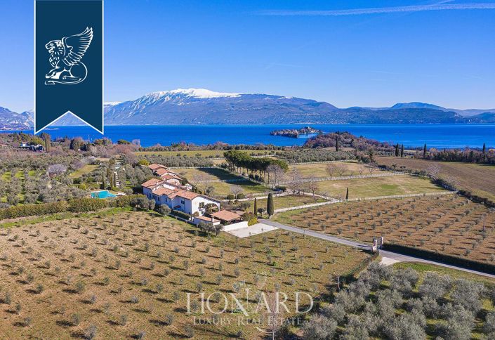 Image No.2-10 Bed Villa for sale