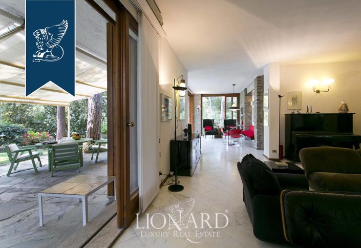 Image No.42-5 Bed Villa for sale