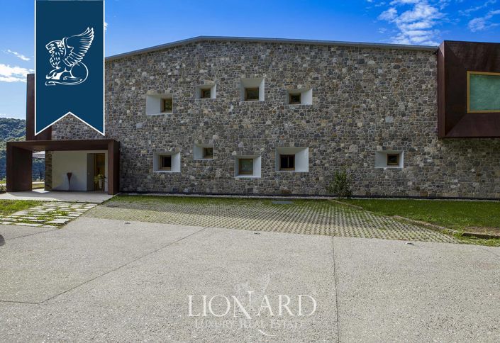 Image No.37-5 Bed Farmhouse for sale