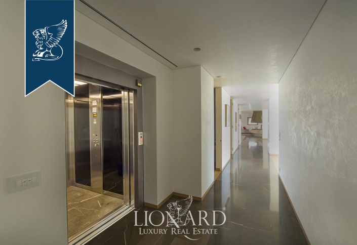 Image No.66-5 Bed Farmhouse for sale