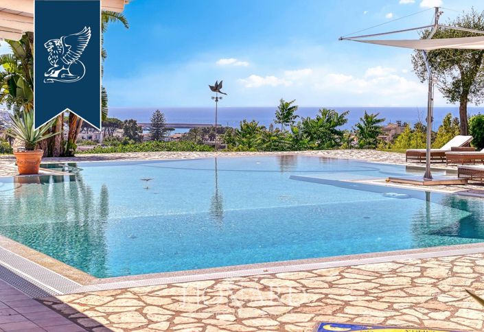 Image No.2-Villa de 4 chambres à vendre à Forio