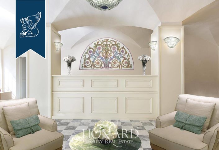 Image No.10-Villa de 16 chambres à vendre à la Spezia