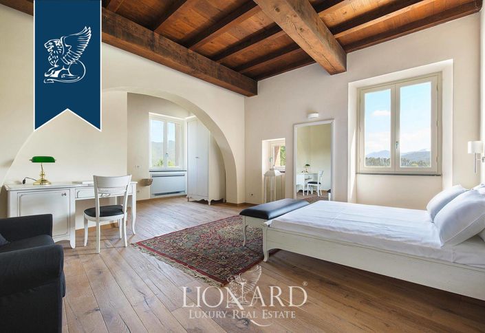 Image No.18-Villa de 16 chambres à vendre à la Spezia