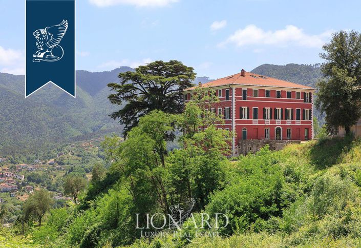 Image No.2-Villa de 16 chambres à vendre à la Spezia