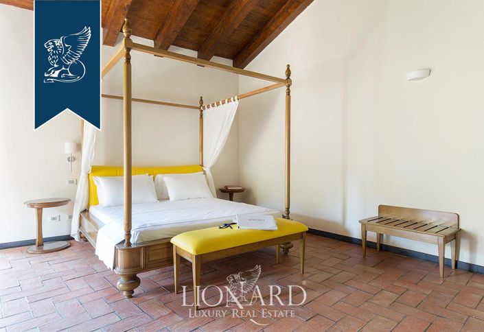 Image No.22-Villa de 16 chambres à vendre à la Spezia