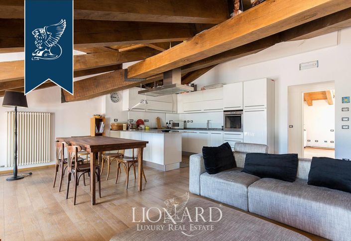 Image No.24-Villa de 16 chambres à vendre à la Spezia