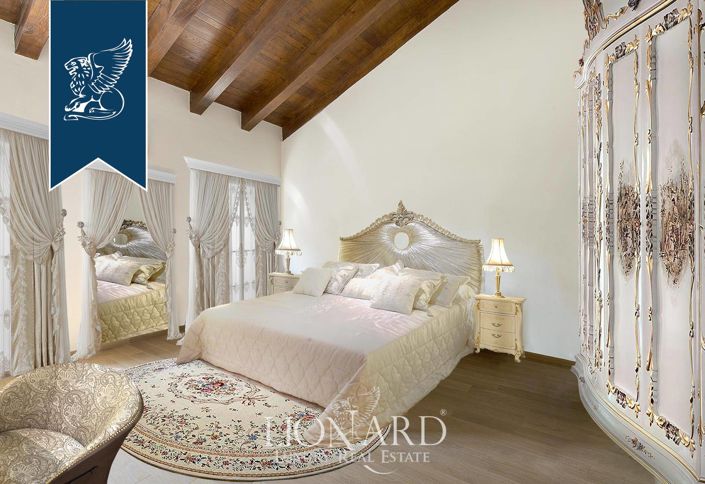 Image No.9-Villa de 16 chambres à vendre à la Spezia